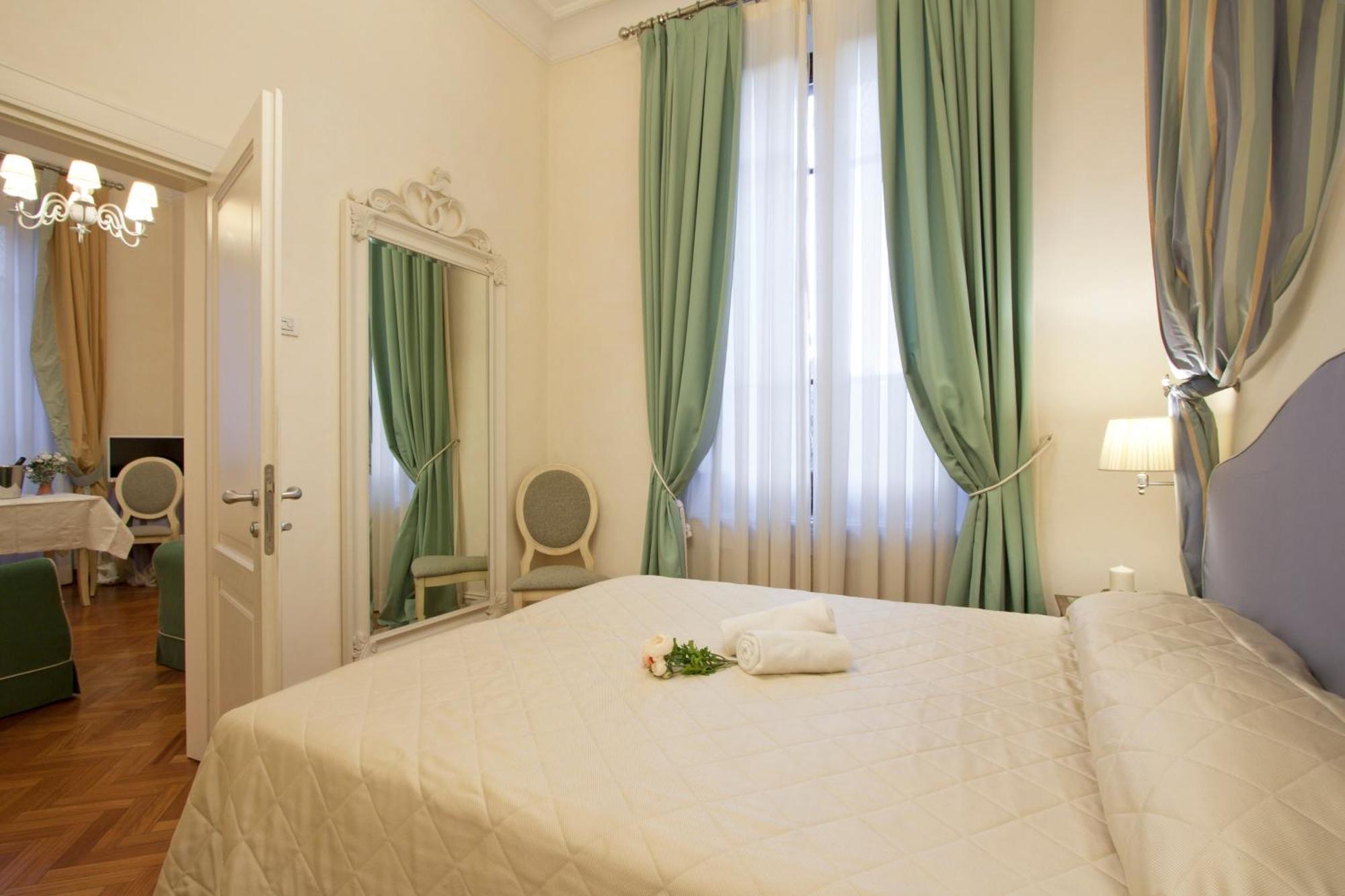 Serristori Palace Residence Florence Room photo